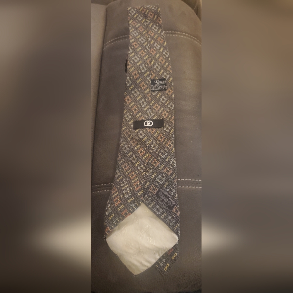 Vintage GUCCI mens neckwear tie - Picture 4 of 4